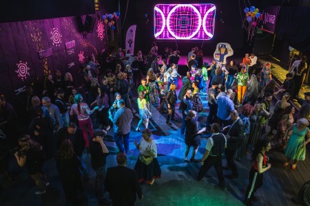 Absolwenckie potupaje na UMK [fot. Szymon Zdziebło]